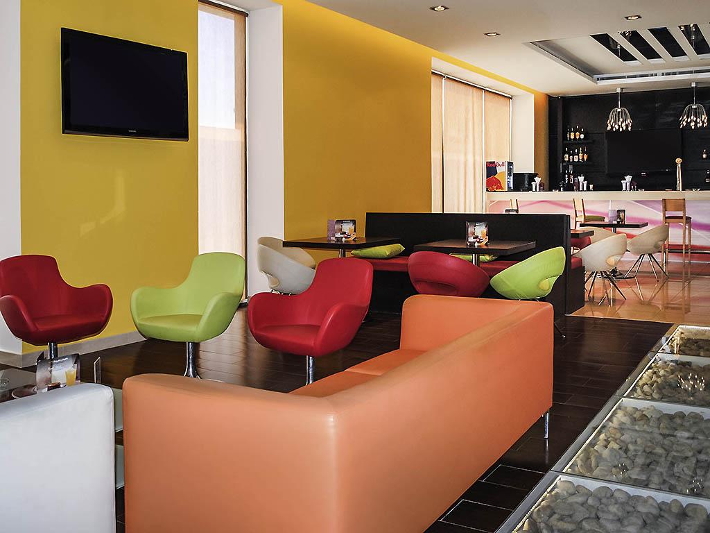 Ibis Amman Hotel Kültér fotó