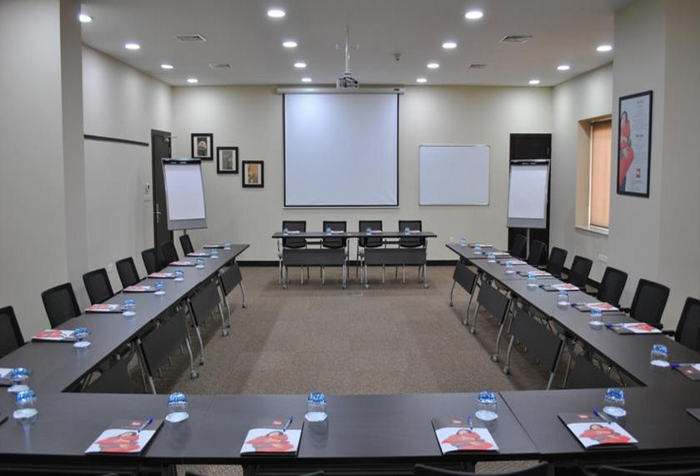 Ibis Amman Hotel Kültér fotó